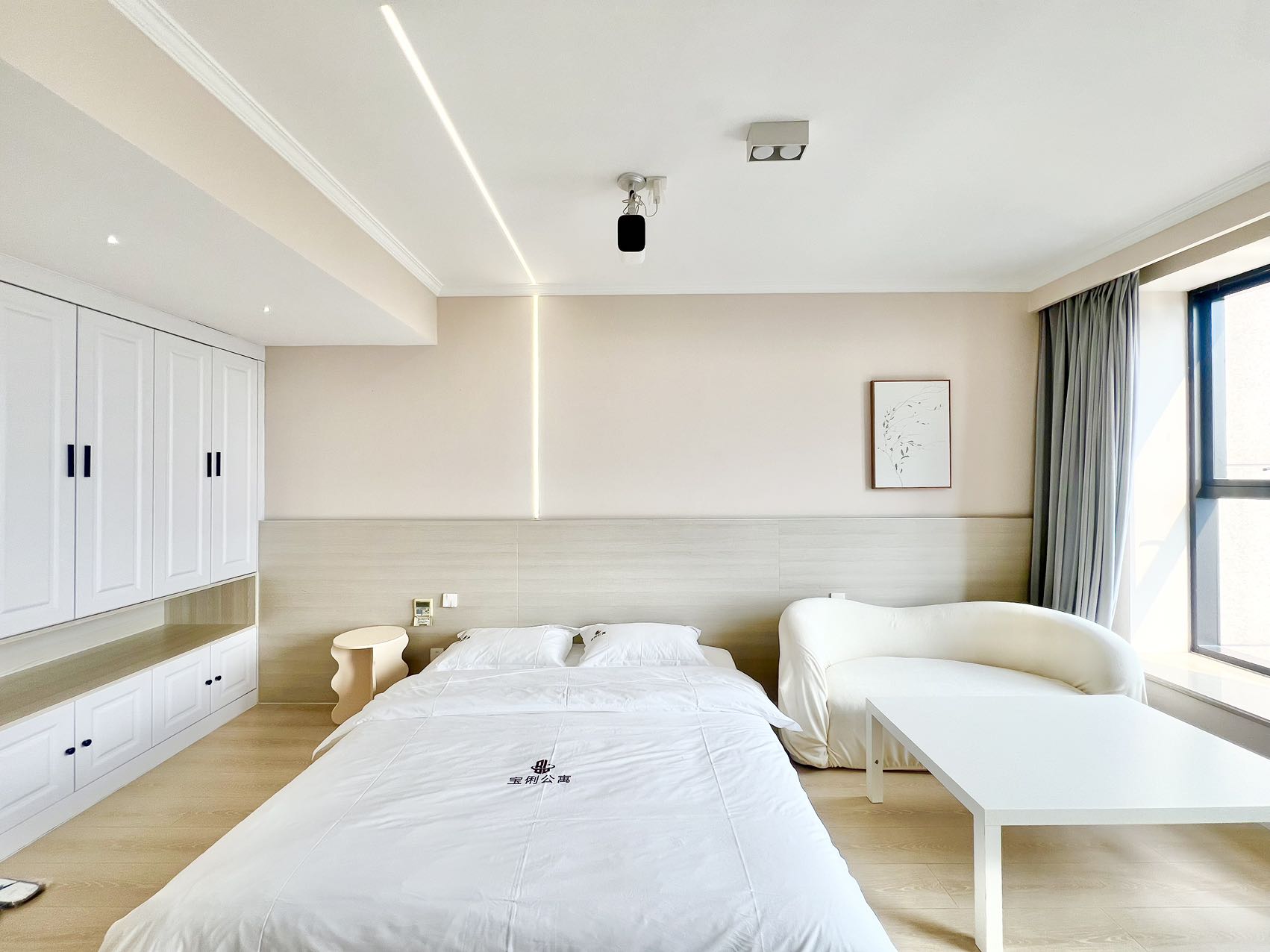 View 1-bedroom apartment in Chaoyang, Beijing | Modern Studio in Chaoyang near Guomao — Photo 5 of 8