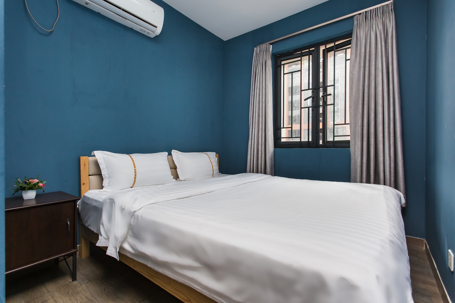 View 1-bedroom apartment in Nanshan, Shenzhen | 1 Bedroom in Apartment Soho — Photo 4 of 8