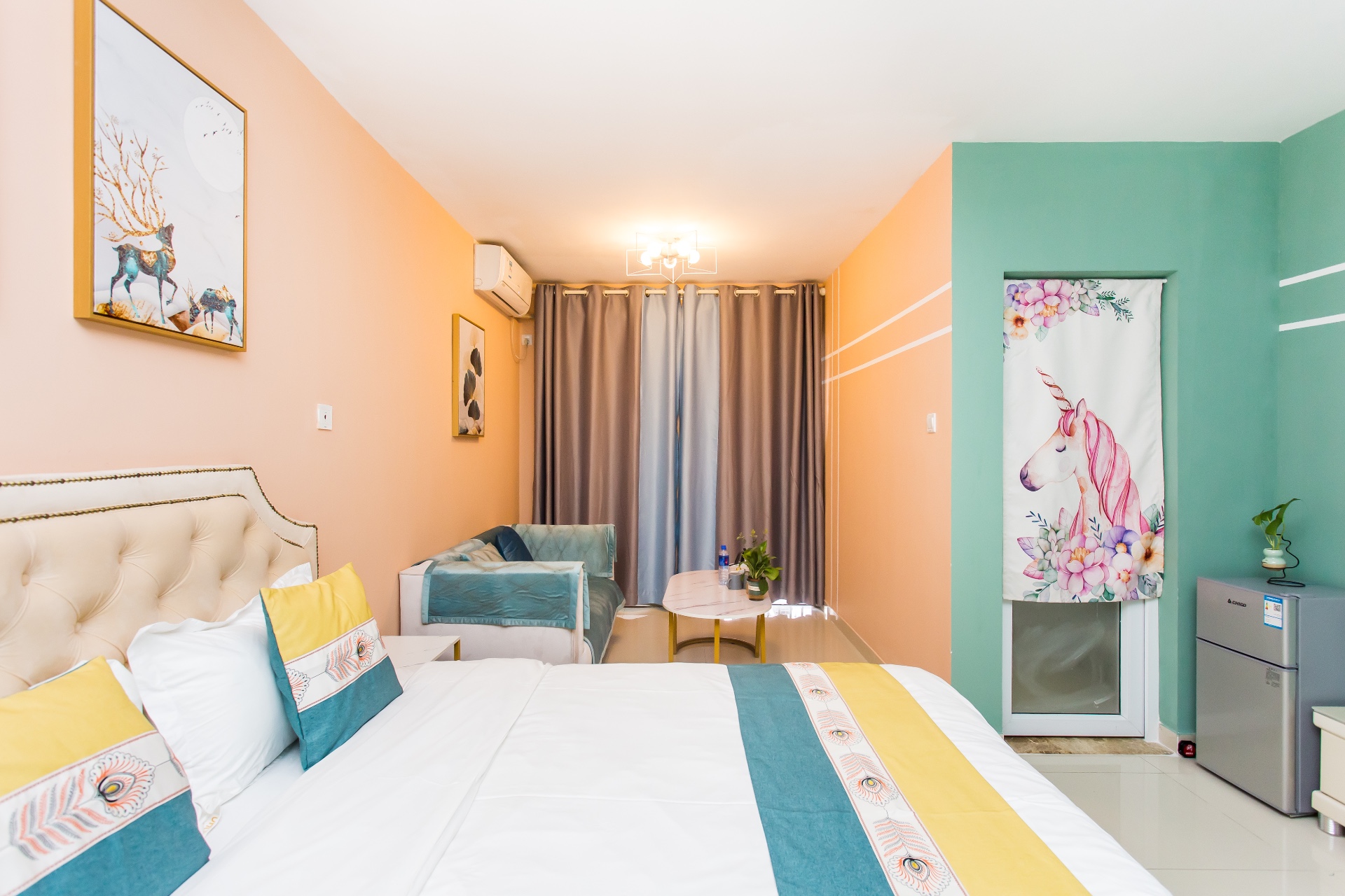 View 1-bedroom apartment in Nanshan, Shenzhen | 1 Bedroom in Apartment Soho — Photo 9 of 10