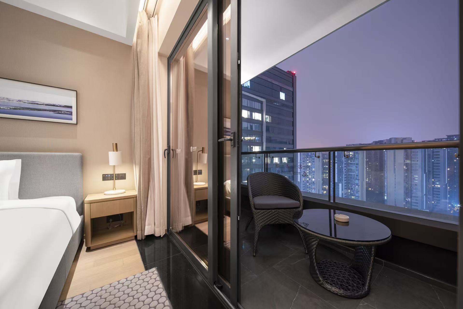 View 2-bedroom apartment in Wuhou, Chengdu | Primcasa Deluxe One Bedroom - 96 Sqm (floors 11-29) — Photo 3 of 8