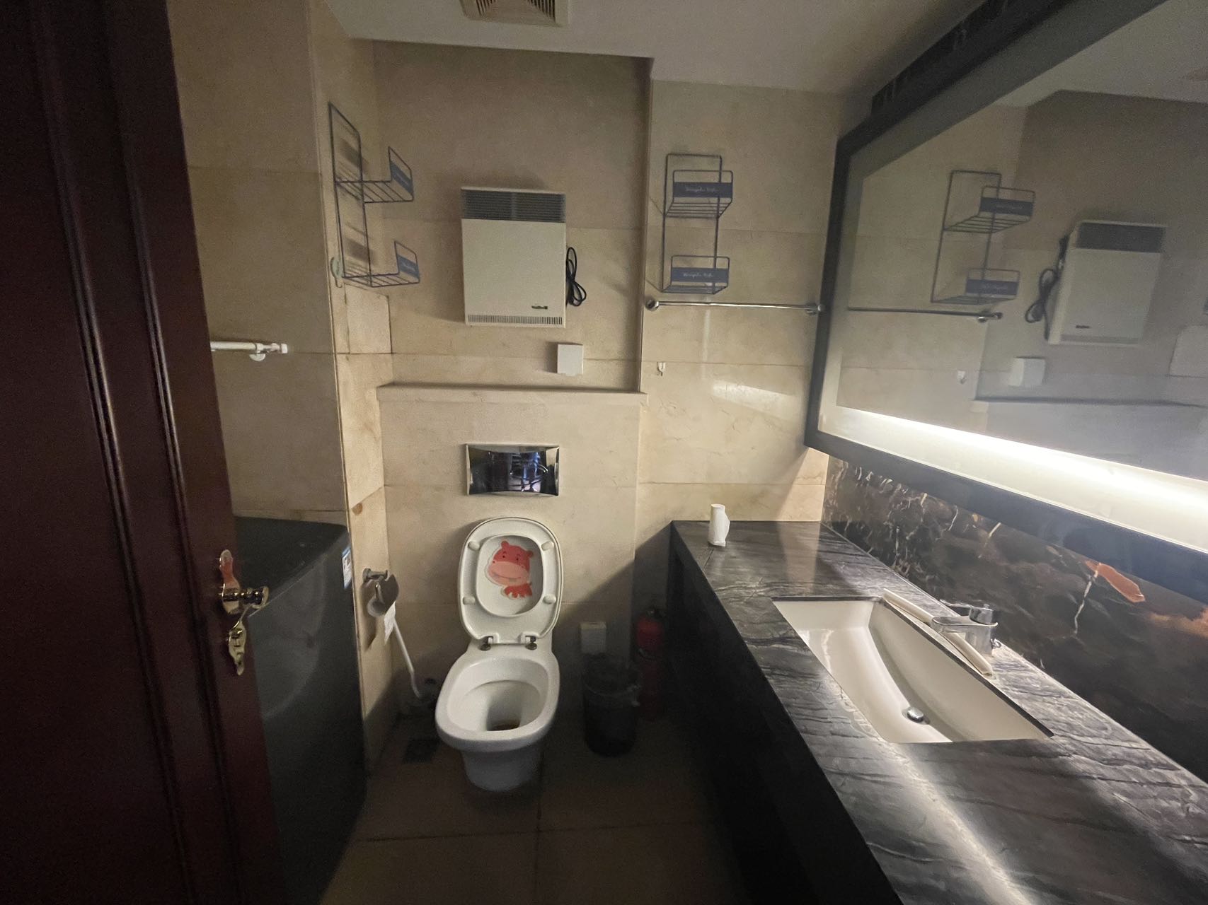 View 1-bedroom apartment in Chaoyang, Beijing | Loft in Chaoyang district near Sanlitun — Photo 4 of 8