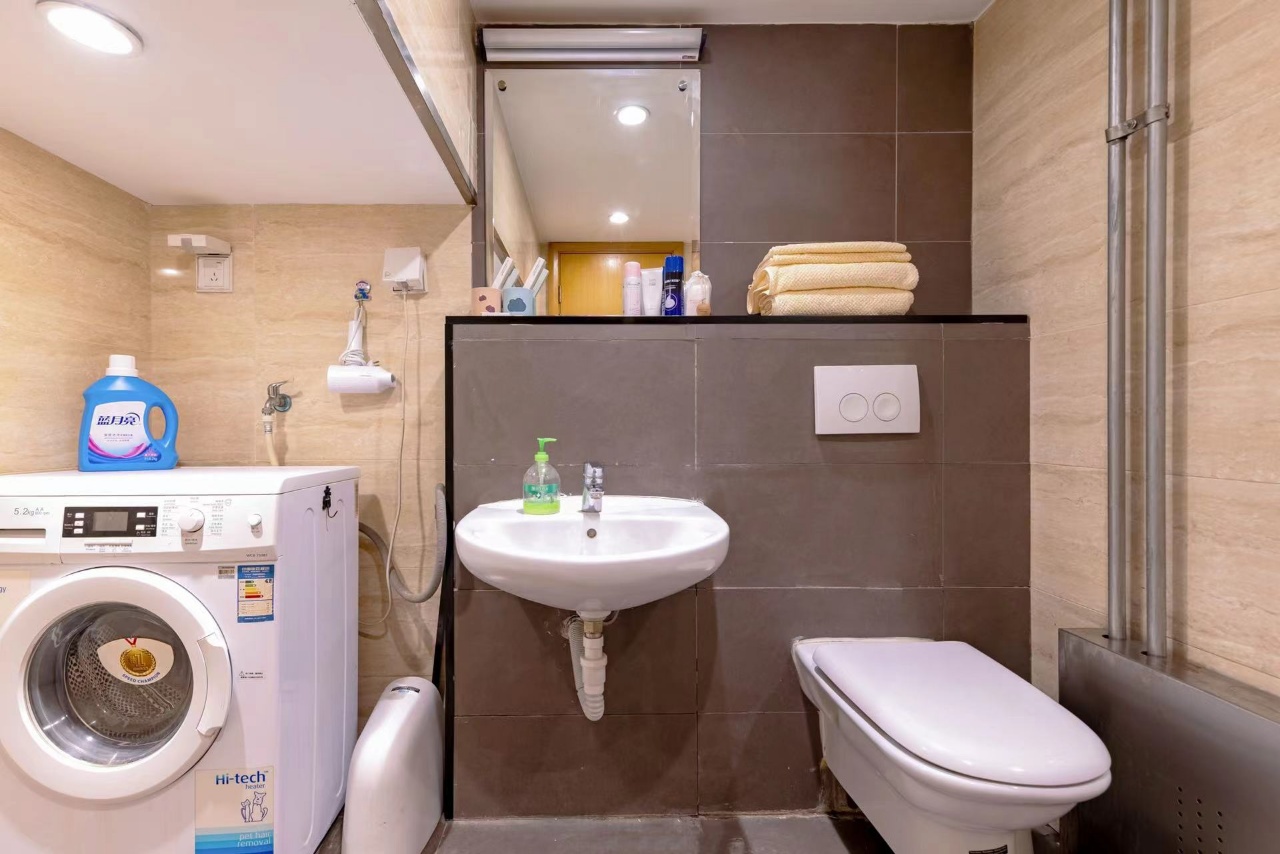 View 1-bedroom apartment in Chaoyang, Beijing | Loft in Chaoyang near Baiziwan — Photo 8 of 10