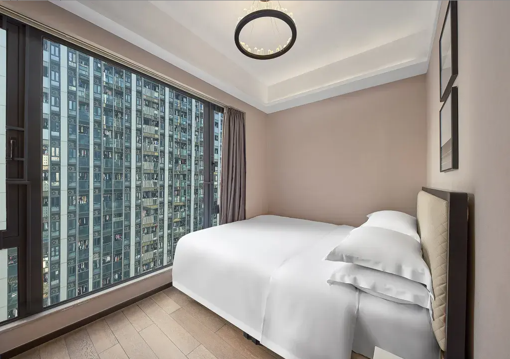 View 1-bedroom apartment in Futian, Shenzhen | Luxurious Large Bed 1 Bedroom (Aurora TV Member | Screen Projection | Deep Sleep Mattress) in Zhijian Hotel — Photo 2 of 6