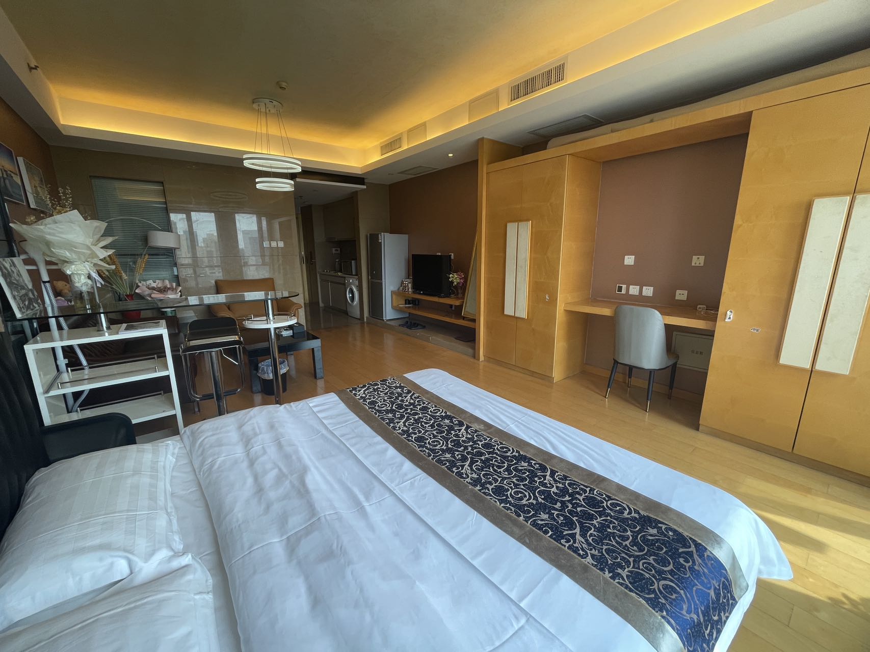 View studio apartment in Chaoyang, Beijing | Studio in Chaoyang district near Sanlitun — Photo 3 of 5