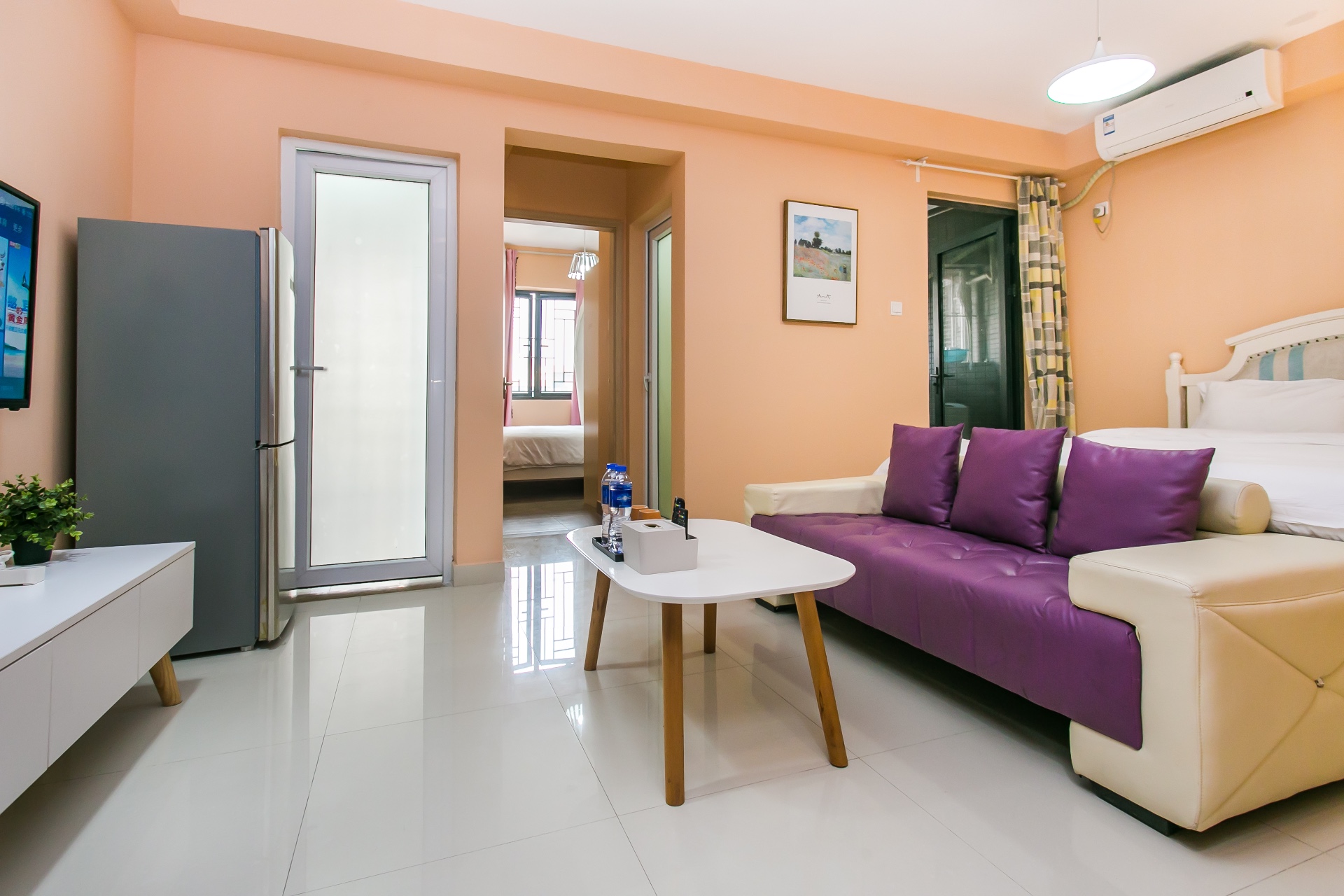 View 2-bedroom apartment in Nanshan, Shenzhen | 1 Bedroom in Apartment Soho — Photo 4 of 6