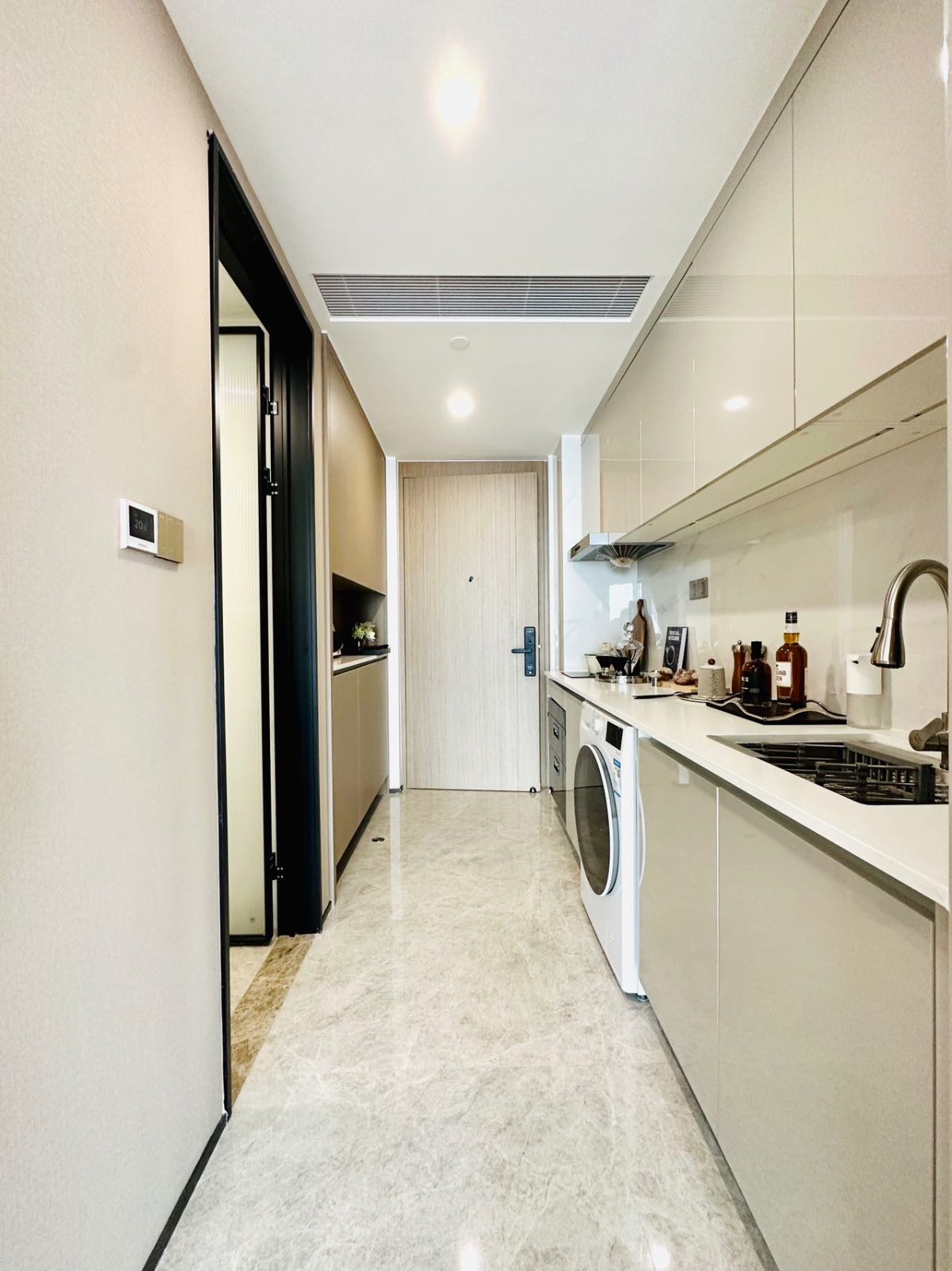 View 1-bedroom apartment in Nanshan, Shenzhen | One Bedroom in Xiyu — Photo 6 of 7