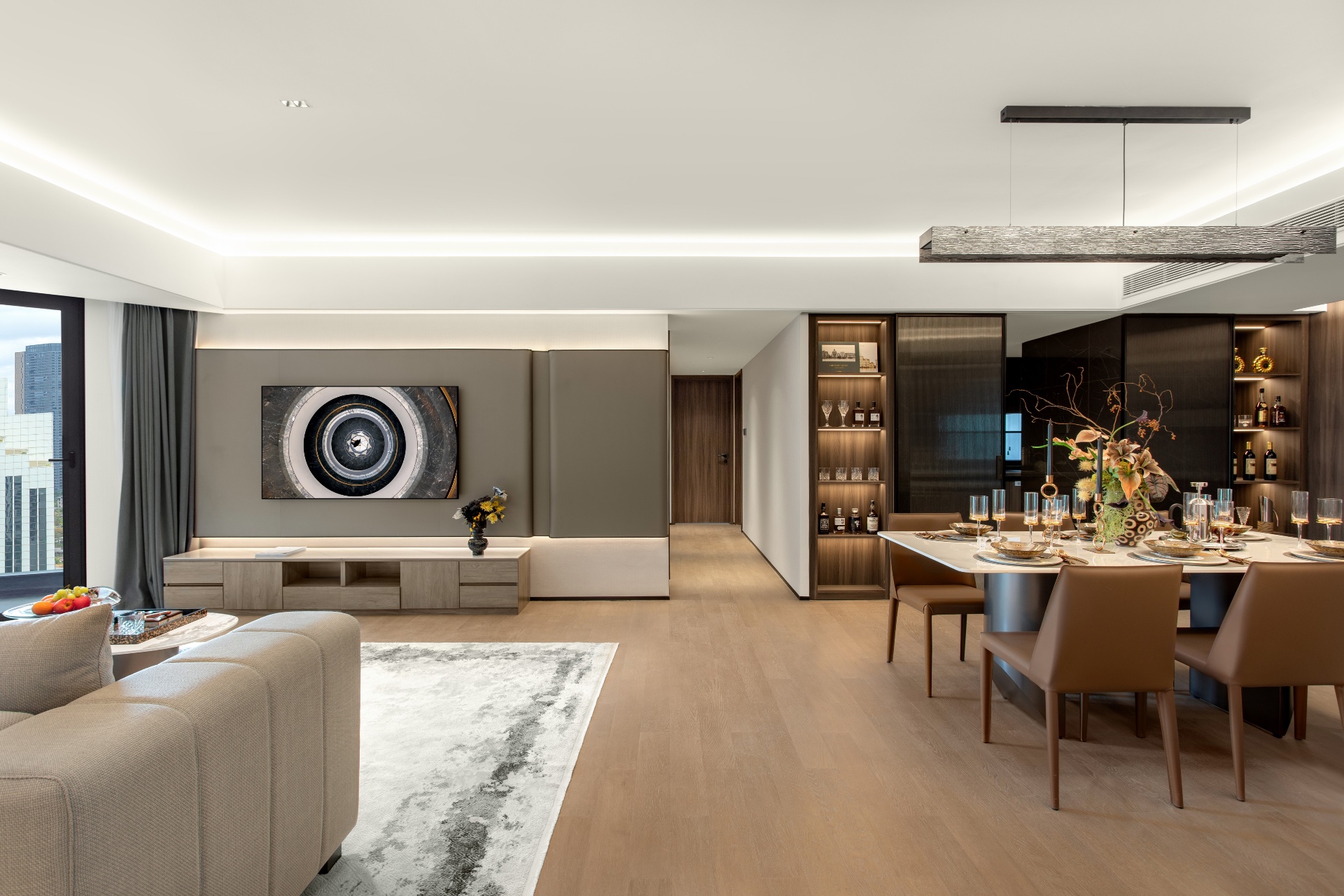 View 2-bedroom apartment in Nanshan, Shenzhen | Deluxe Two Bedroom in Gaige — Photo 4 of 6