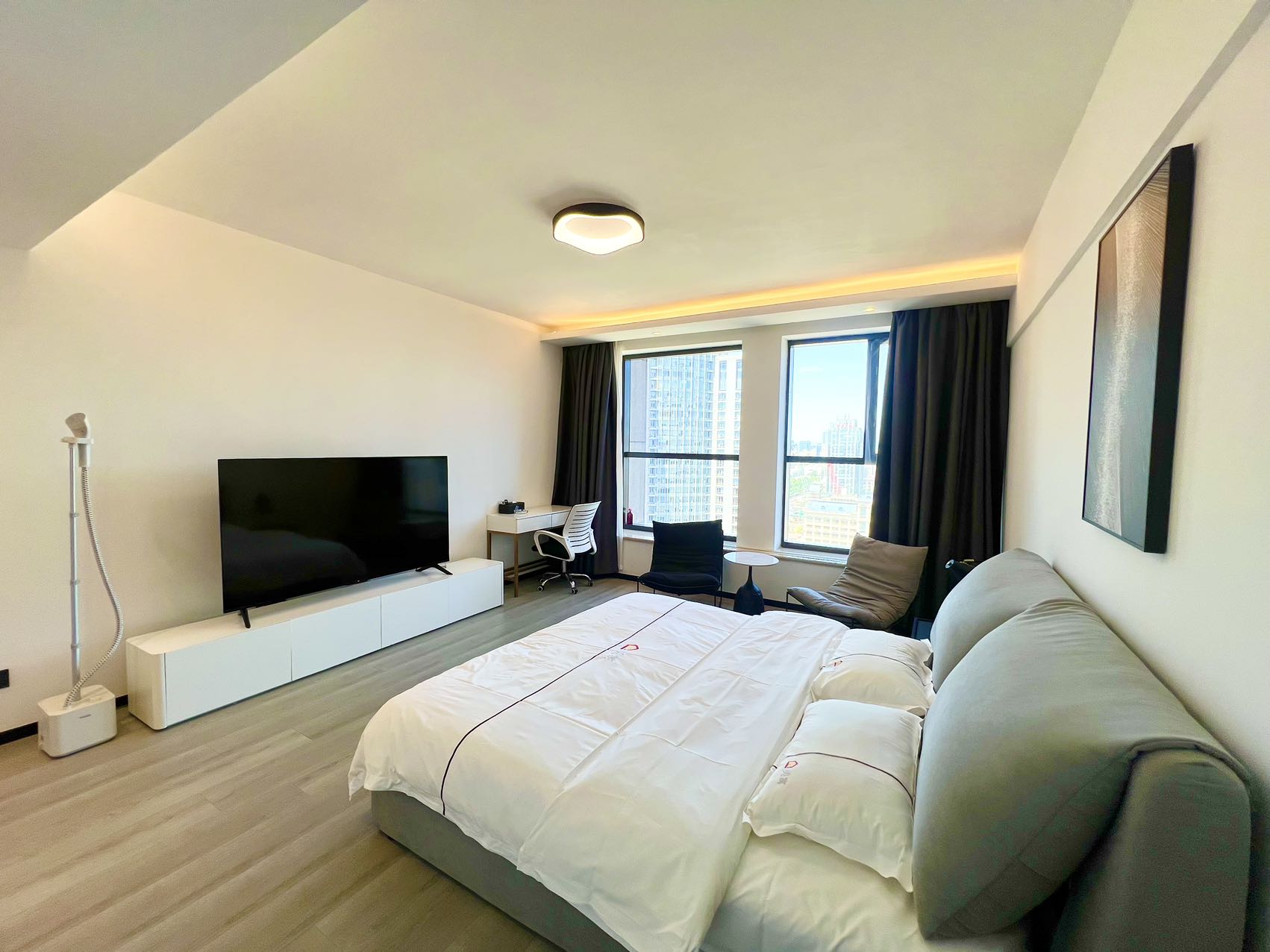 View 1-bedroom apartment in Chaoyang, Beijing | Modern Studio in Chaoyang near Guomao — Photo 6 of 9