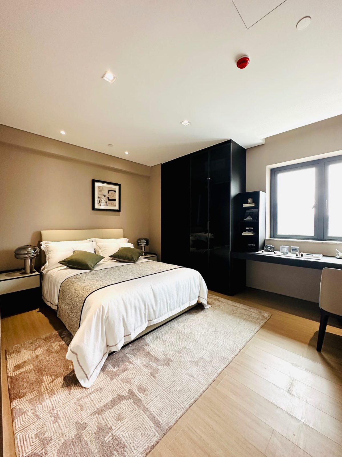 View 2-bedroom apartment in Nanshan, Shenzhen | Two Bedroom in Xiyu — Photo 9 of 10