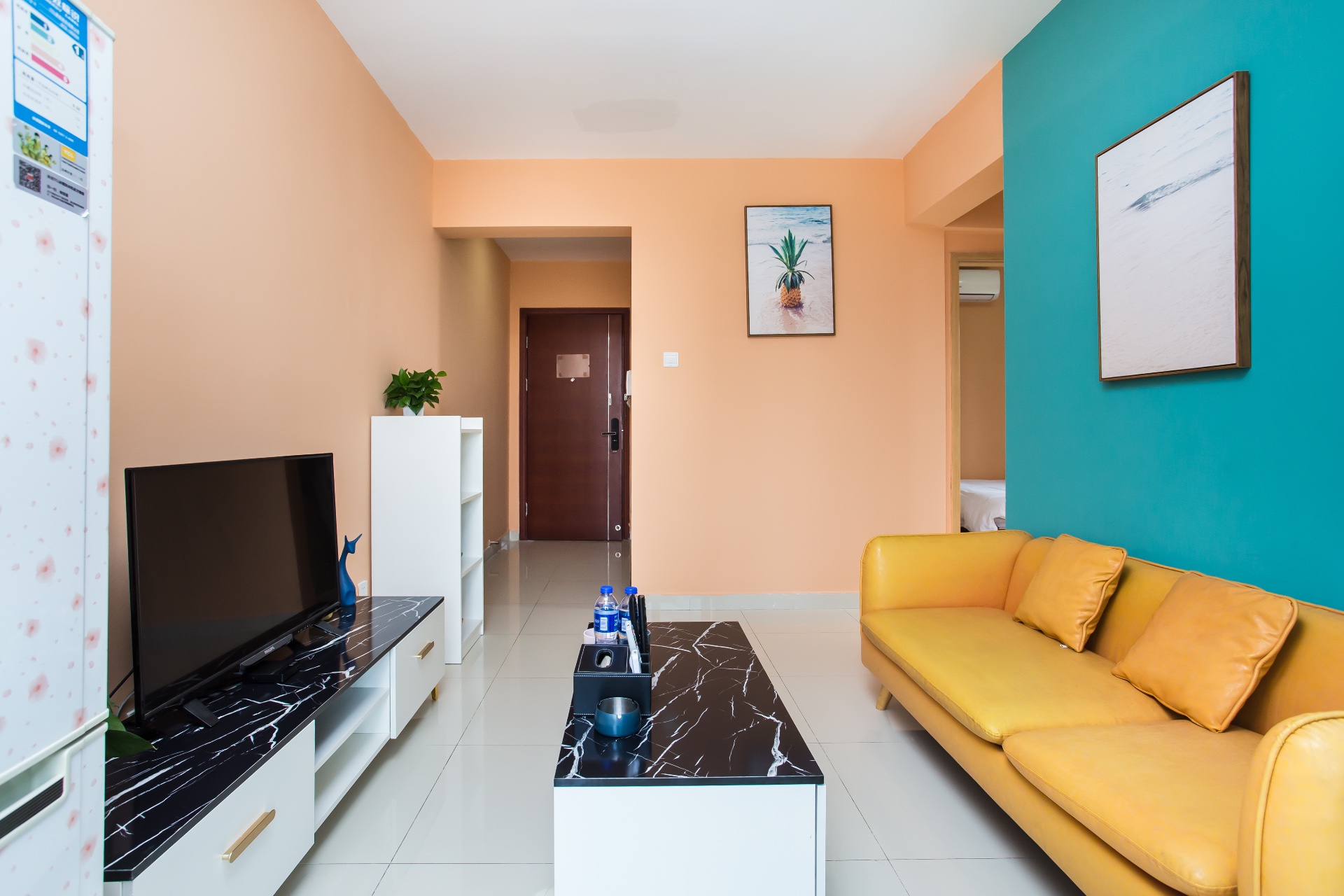 View 2-bedroom apartment in Nanshan, Shenzhen | 2 Bedroom in Apartment Soho — Photo 5 of 9