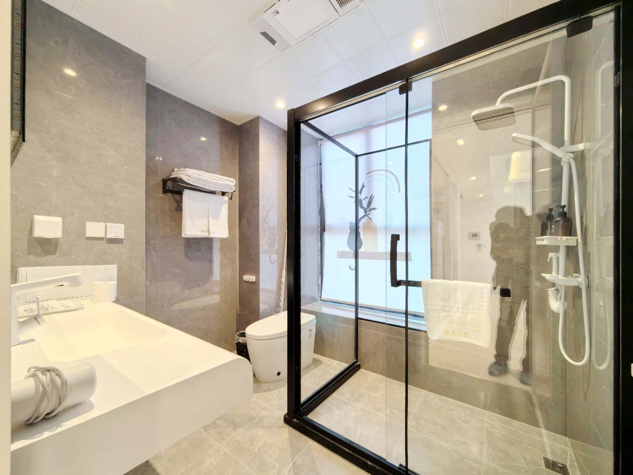 View 1-bedroom apartment in Chaoyang, Beijing | 1 Bedroom in Chaoyang near Guomao — Photo 7 of 7