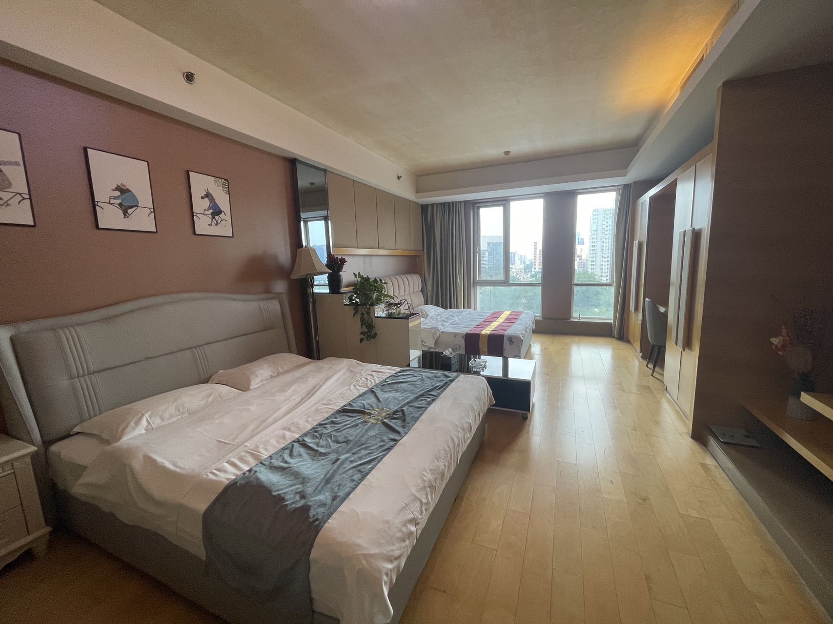 studio apartment in Chaoyang, Beijing — gym access | 2 Beds Studio in Chaoyang district near Sanlitun — Photo 1