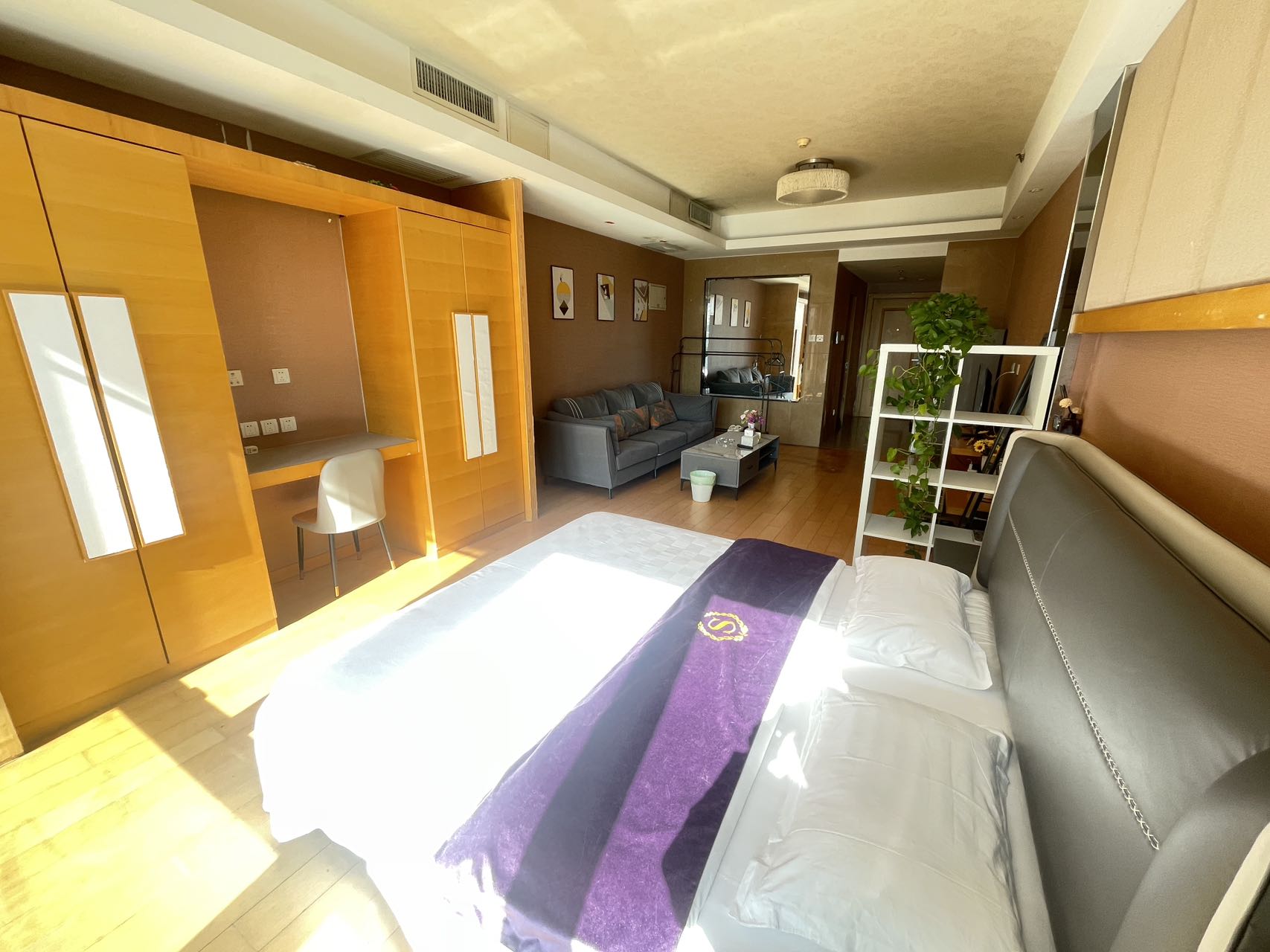 View studio apartment in Chaoyang, Beijing | Studio in Chaoyang district near Sanlitun — Photo 3 of 6