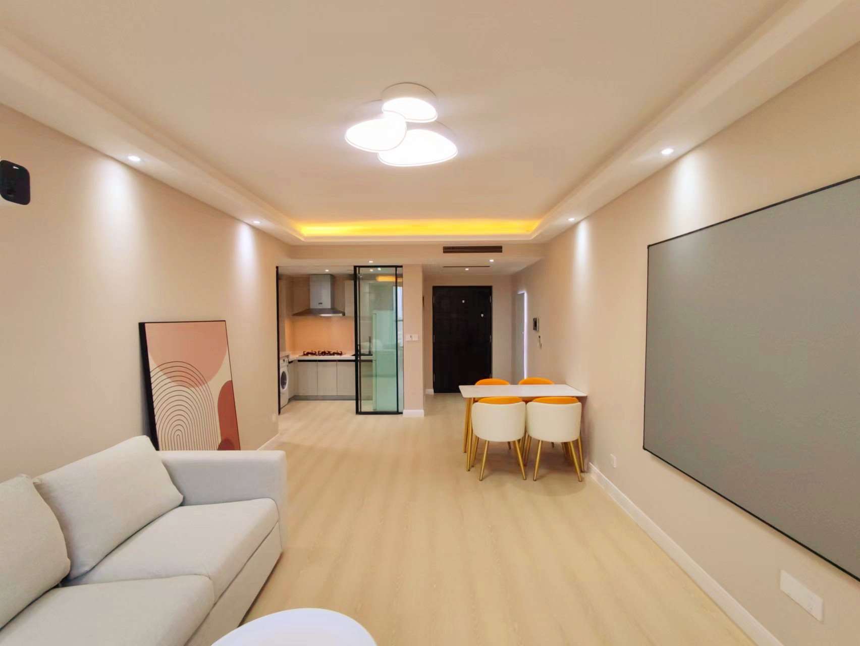 View 1-bedroom apartment in Chaoyang, Beijing | 1 Bedroom in Chaoyang near Guomao — Photo 3 of 9