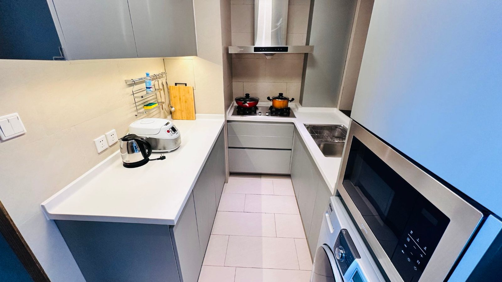 View 1-bedroom apartment in Chaoyang, Beijing | 1 Bedroom Apartment in Guomao 52 M² — Photo 4 of 5