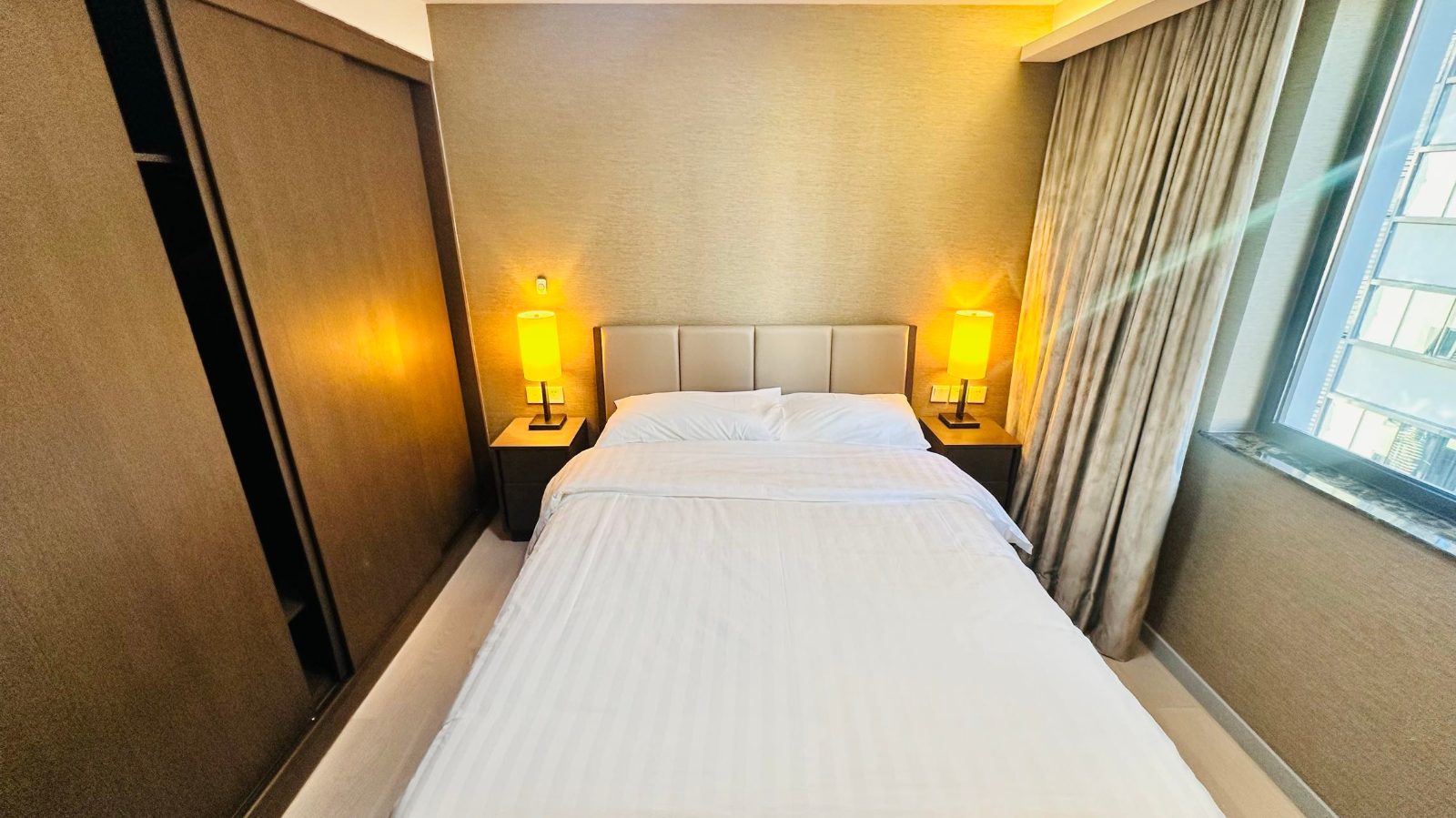 View 2-bedroom apartment in Chaoyang, Beijing | 2 Bedroom Apartment in Guomao 85 M² — Photo 3 of 7