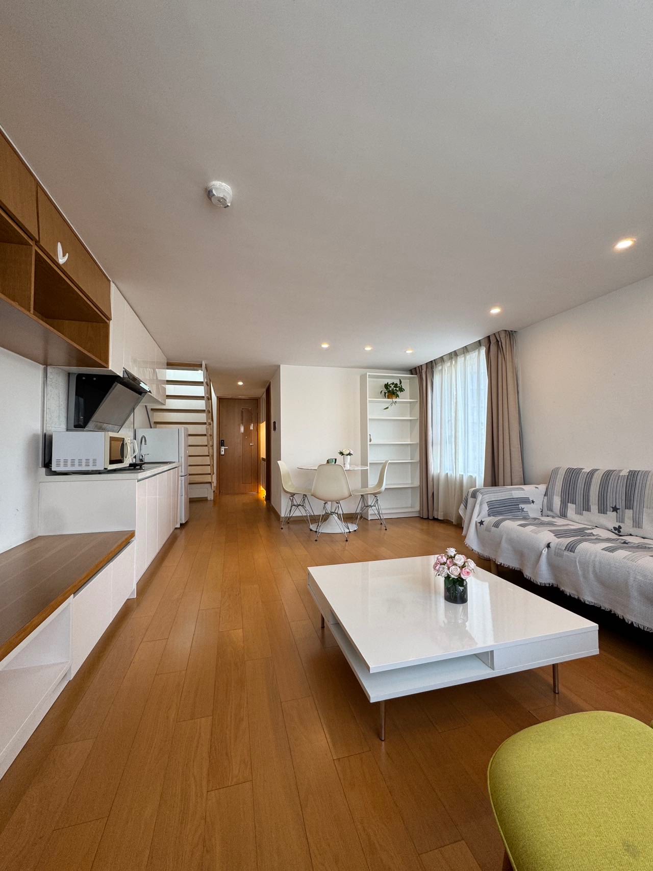 View 2-bedroom apartment in Pudong, Shanghai | Two Bedroom in Apartment Star — Photo 8 of 9